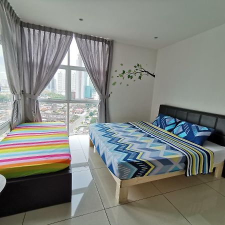 Homestay Johor Bahru Exterior photo