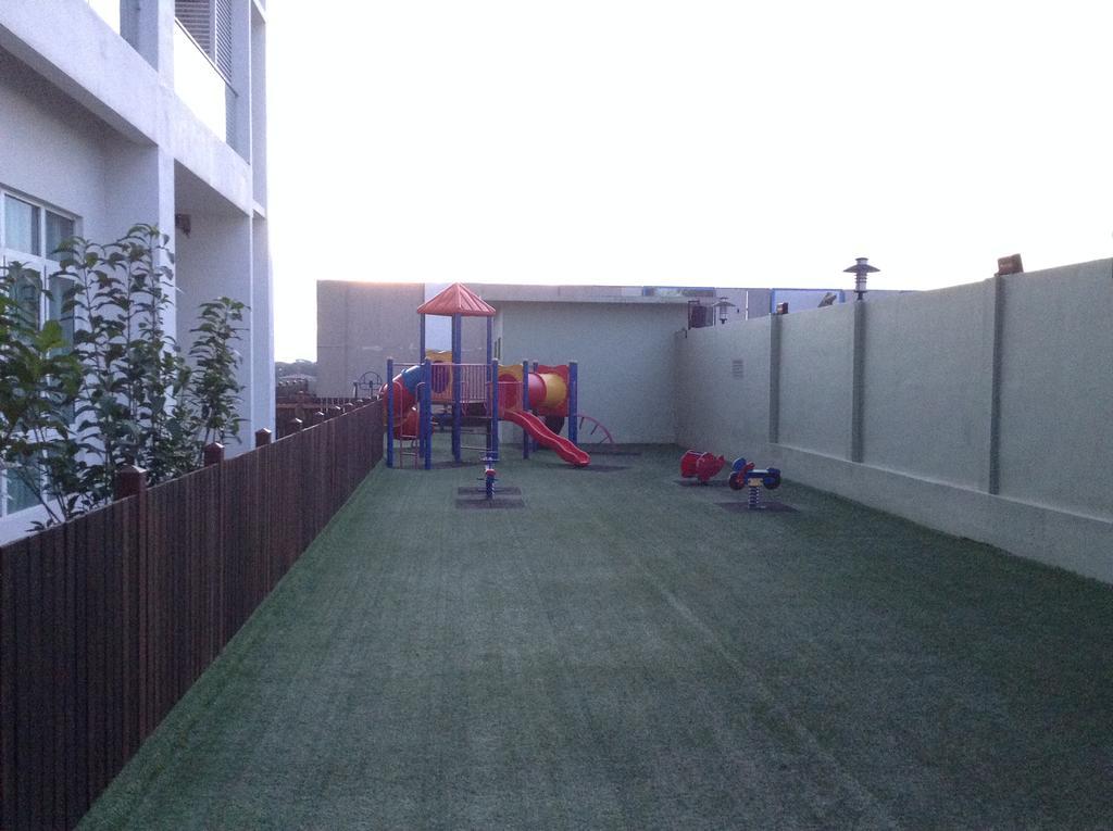 Homestay Johor Bahru Exterior photo